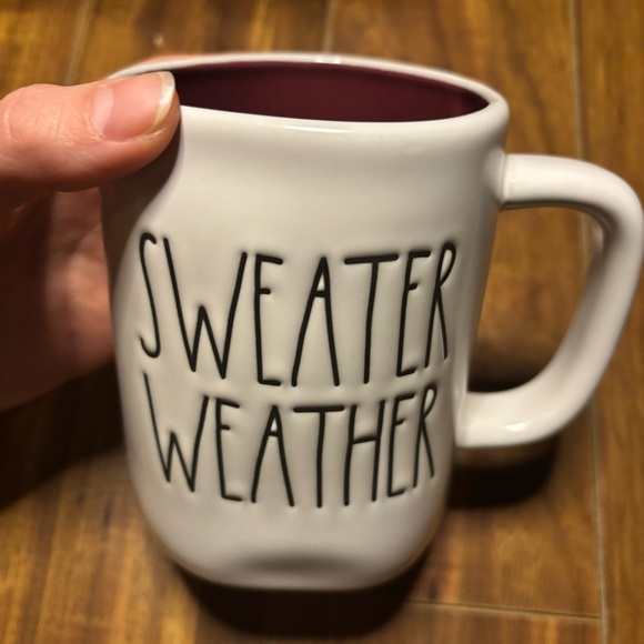 Rae Dunn - 181 - SWEATER WEATHER white artisan collection mug w dark interior - Picture 5 of 5